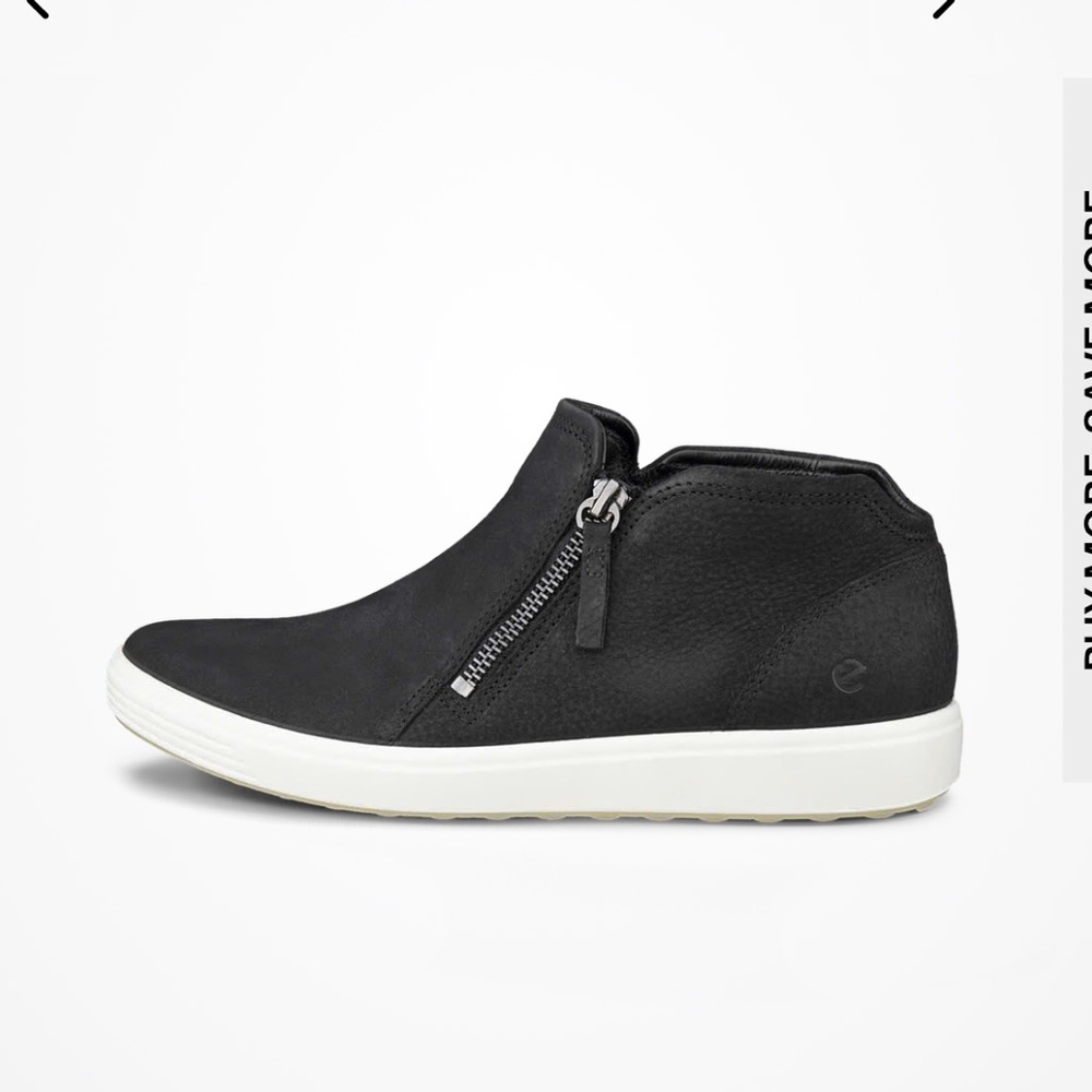 Ecco Soft 7 Nubuck Zip Bootie Womens Black Suede Slip-On Sneakers White Sole